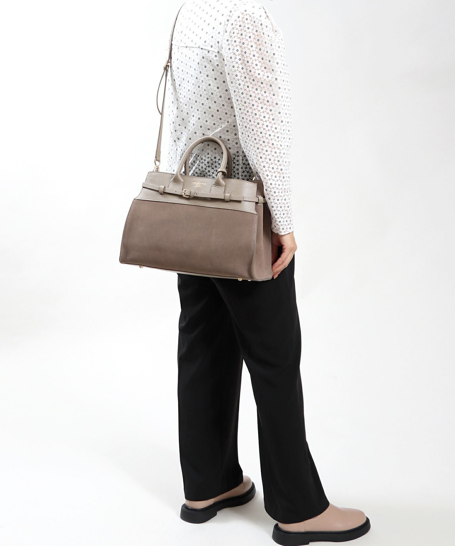 CHRISTIAN VILLA】 イタリア製 2WAY カーフレザー×カーフスエード