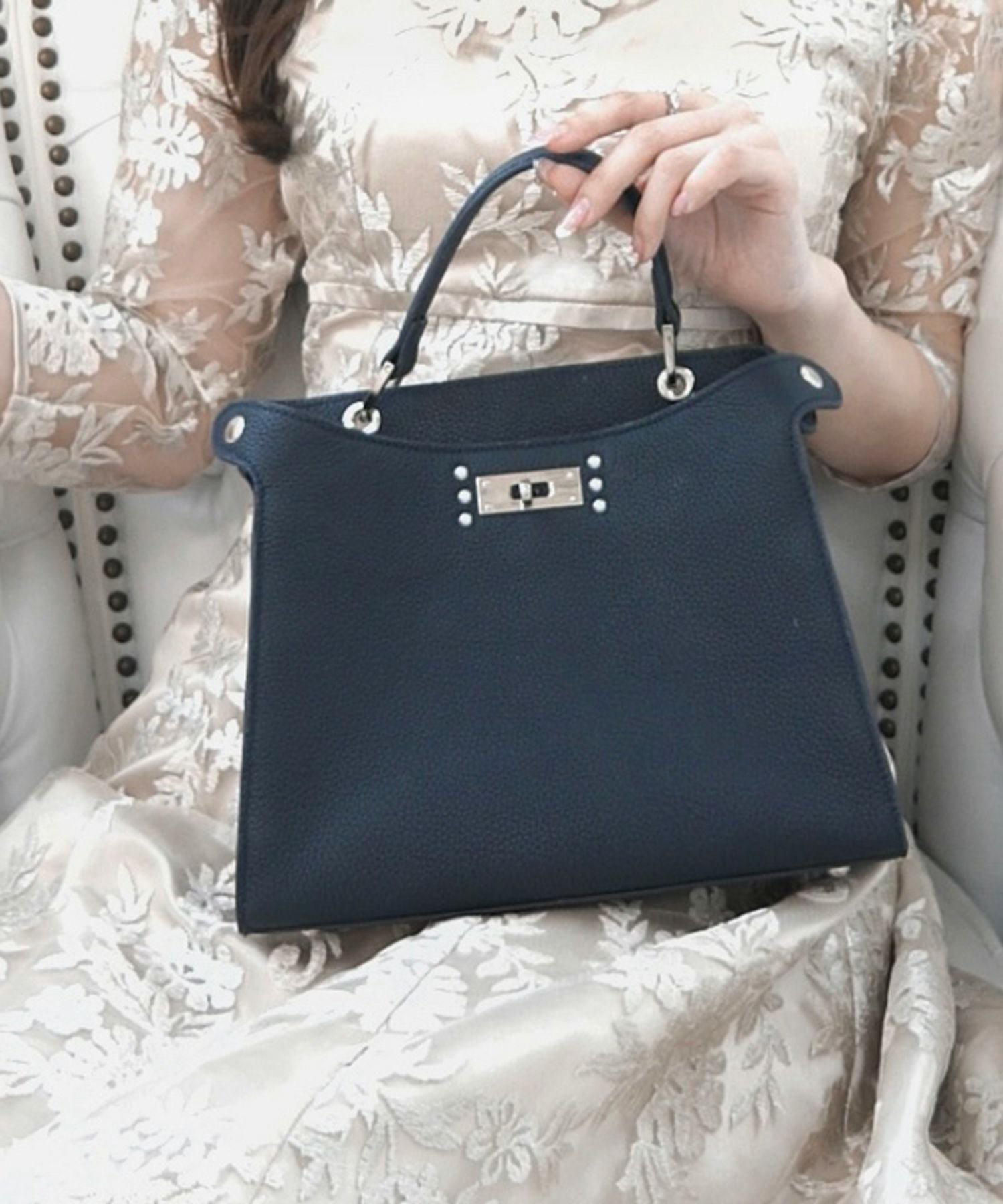 門脇 伶奈様コラボ フェミニン派さんのための大人の本革バッグ